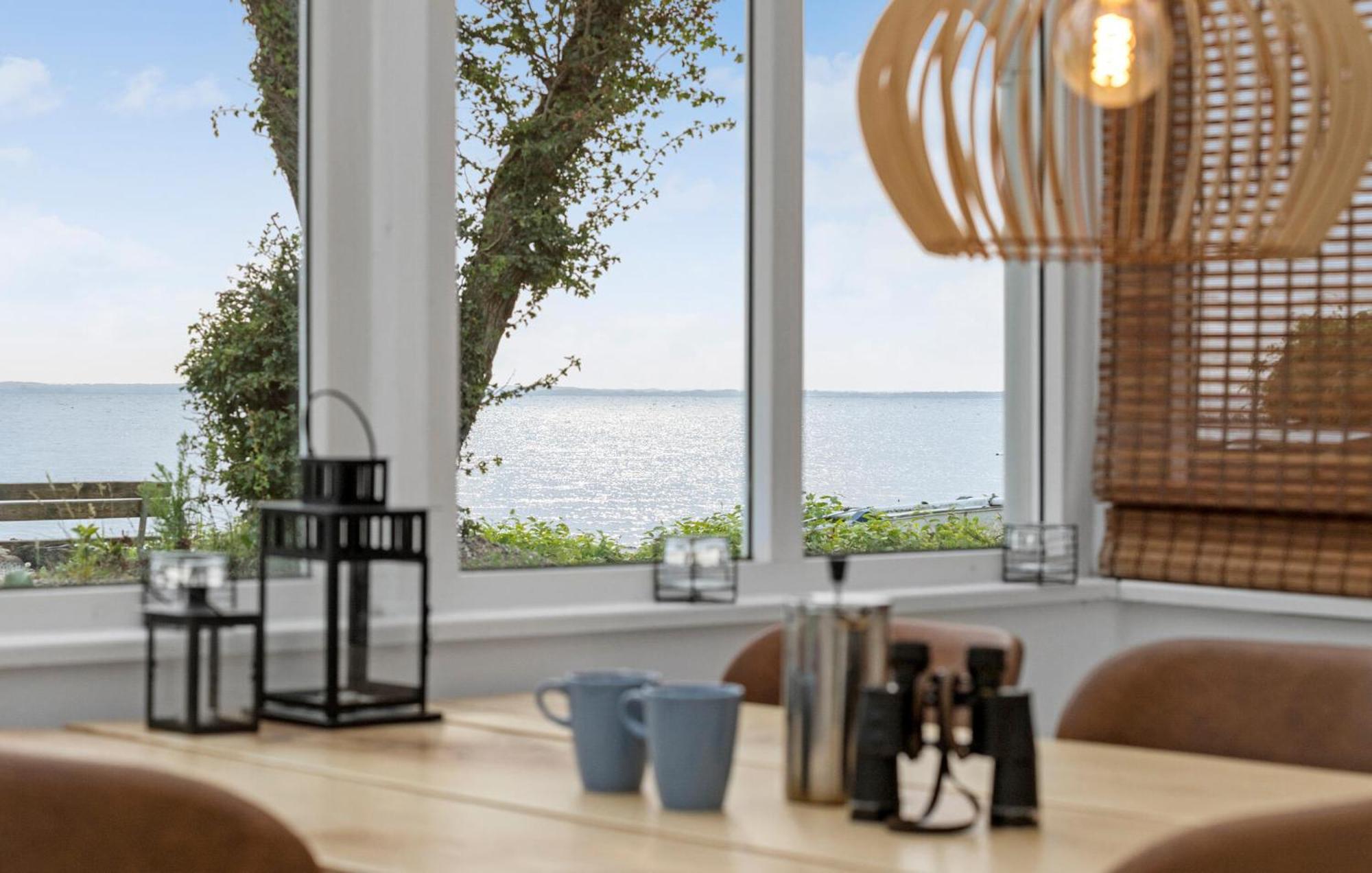 Beach Front Home In Sjolund With Kitchen Εξωτερικό φωτογραφία