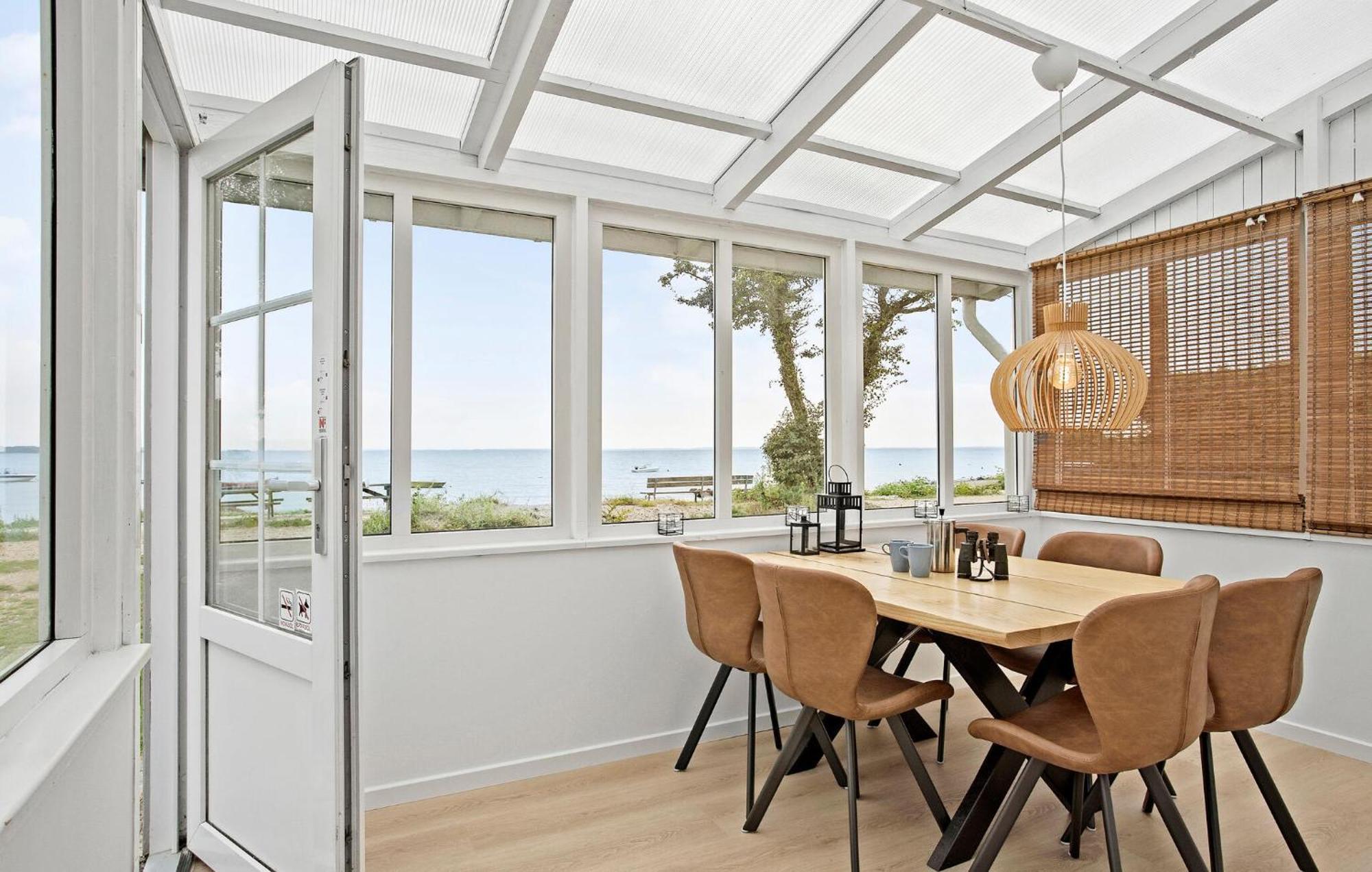 Beach Front Home In Sjolund With Kitchen Εξωτερικό φωτογραφία
